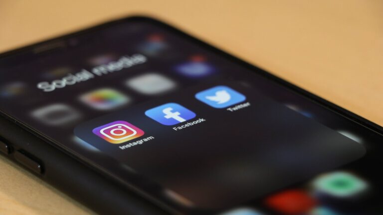 Social Media Update: Instagram Notes, BeReal Spinoff and TikTok Ban&nbsp;