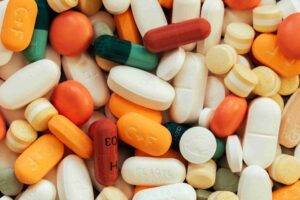 Signs and Repercussions of Committing Prescription Drug Fraud - Hanlon Law Tampa