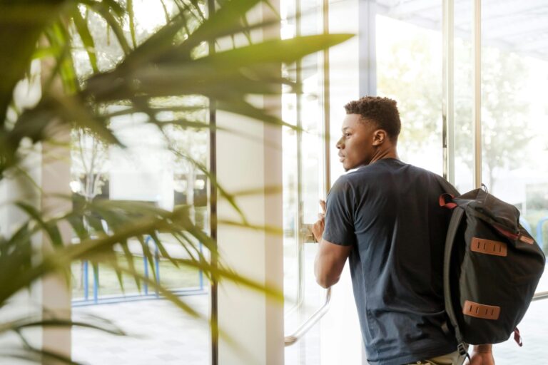 When Should I Find a Lawyer as a College Student? Hanlon Law Bradenton, FL