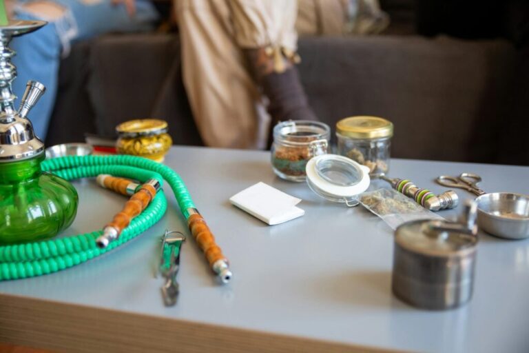 The Ins and Outs of Paraphernalia Charges in St. Petersburg, FL