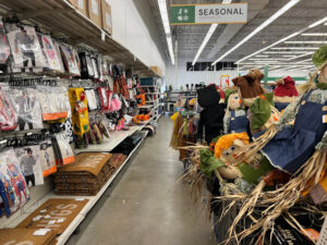 Bargain Hunt Announces Closure of Athens Store Amidst Company-Wide Shutdown