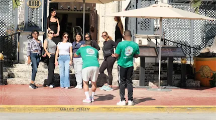 Miami Tour Bus thumbnail