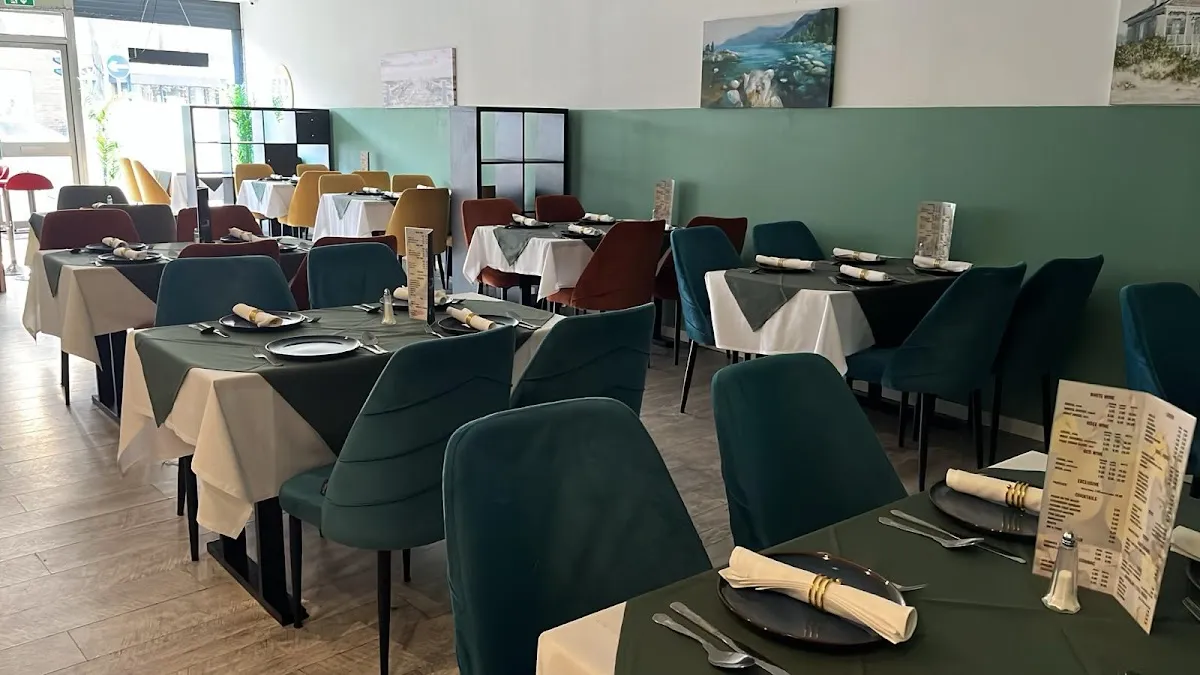 Shahanshah Tandoori Indian Restaurant (Cheshunt) For 50% OFF – Book @ www.shahanshahtandoori.uk(FOOD ONLY) thumbnail