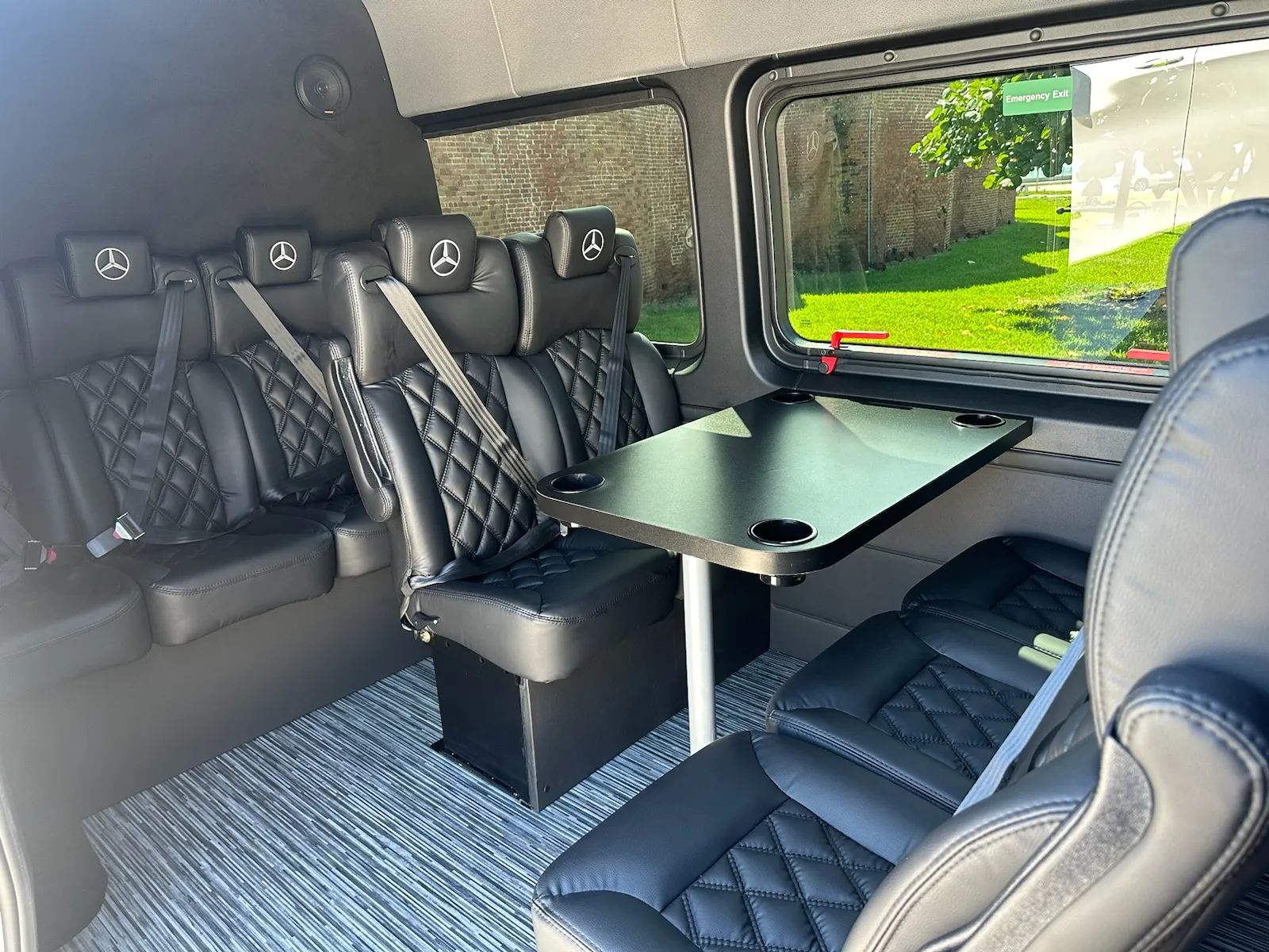 Platinum Limousine image 6